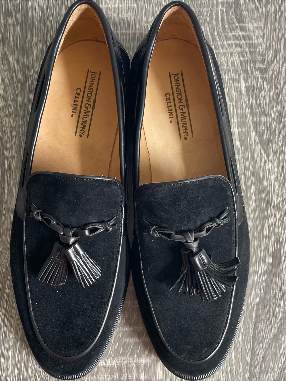 NWOB Classy & Comfortable Johnston & Murphy Black Suede Tassel Slip-On Loafers